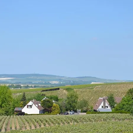 La Champagne Ployez-jacquemart Bed & Breakfast 2*